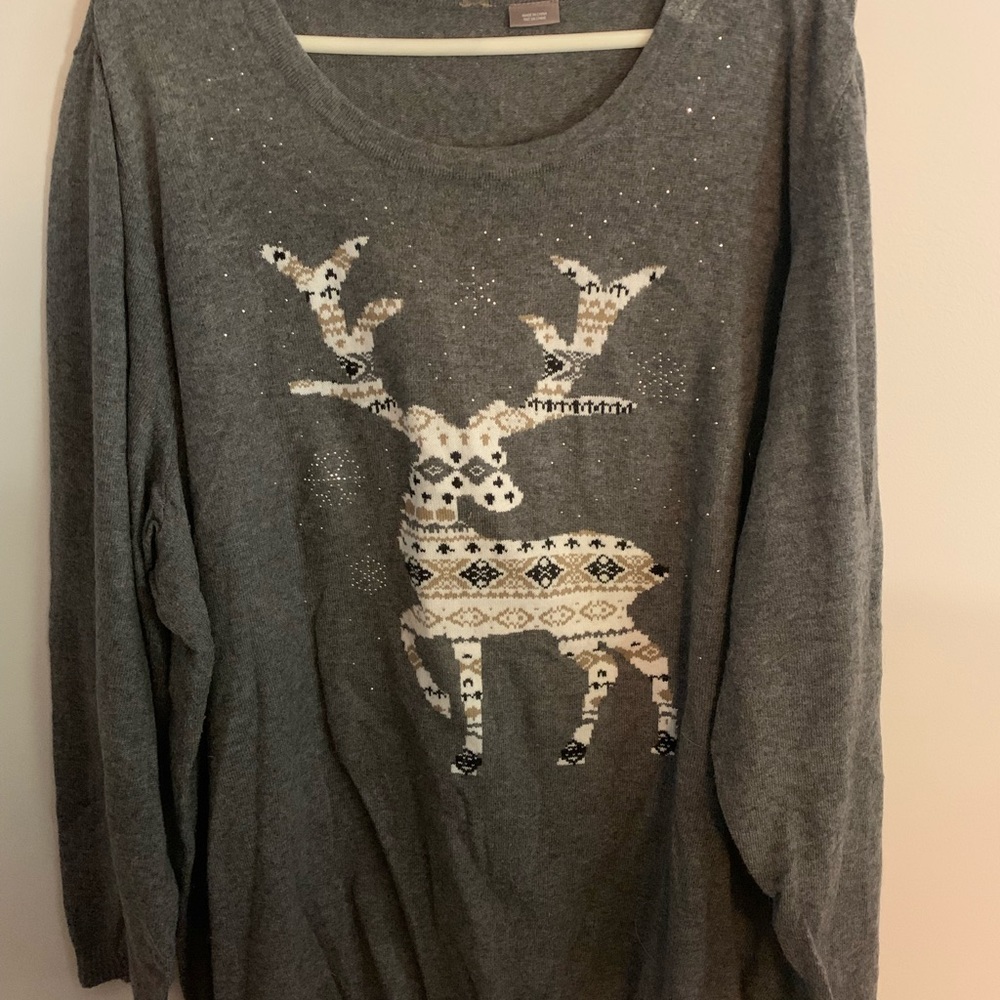 Pennington’s Christmas sweater